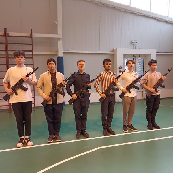 Юнармейские игры "Ровняйся на Победу!"