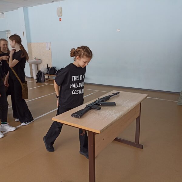 Соревнование "А ну-ка девочки!"