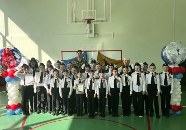 Смотр строя и песни НШ Прогимназия. Участие в качестве приглашенного родителя