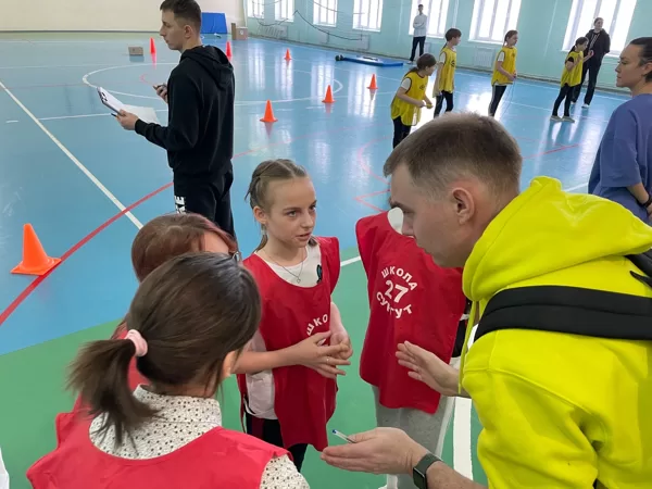 Соревнование "А ну-ка девочки!"