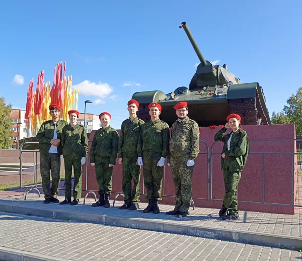 Военно-спортивная игра "Зарница"